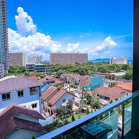 Dusit Grand Condo View Jomtien Beach Exterior photo